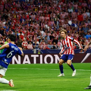 Atlético de Madrid vs Manchester United, por la Champions League, hoy EN VIVO: ¡Lookman aprovechó el rebote y el Atlético estira la ventaja con un hombre más!
